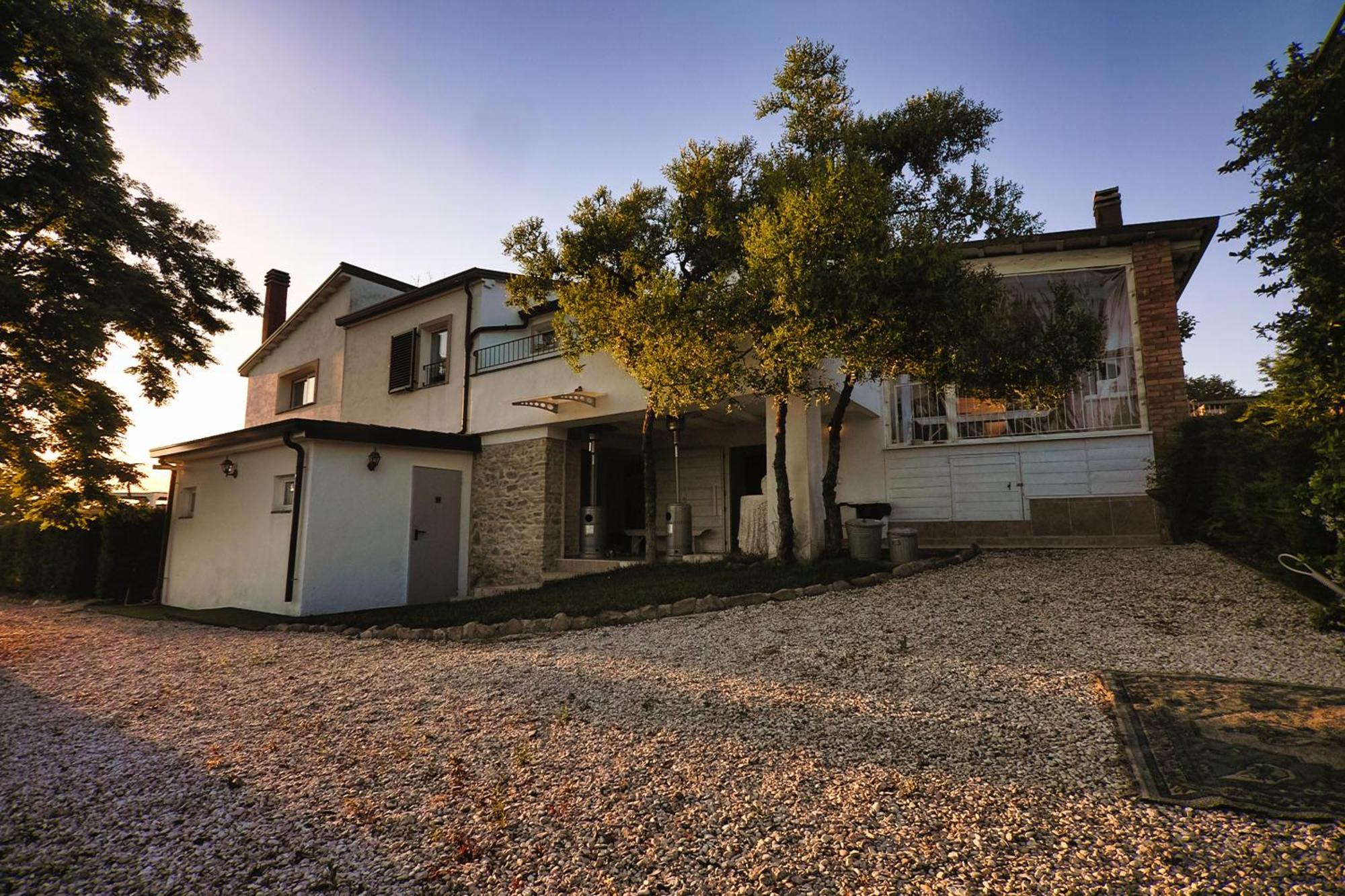 Tamara Country & 3* Montefiore Conca