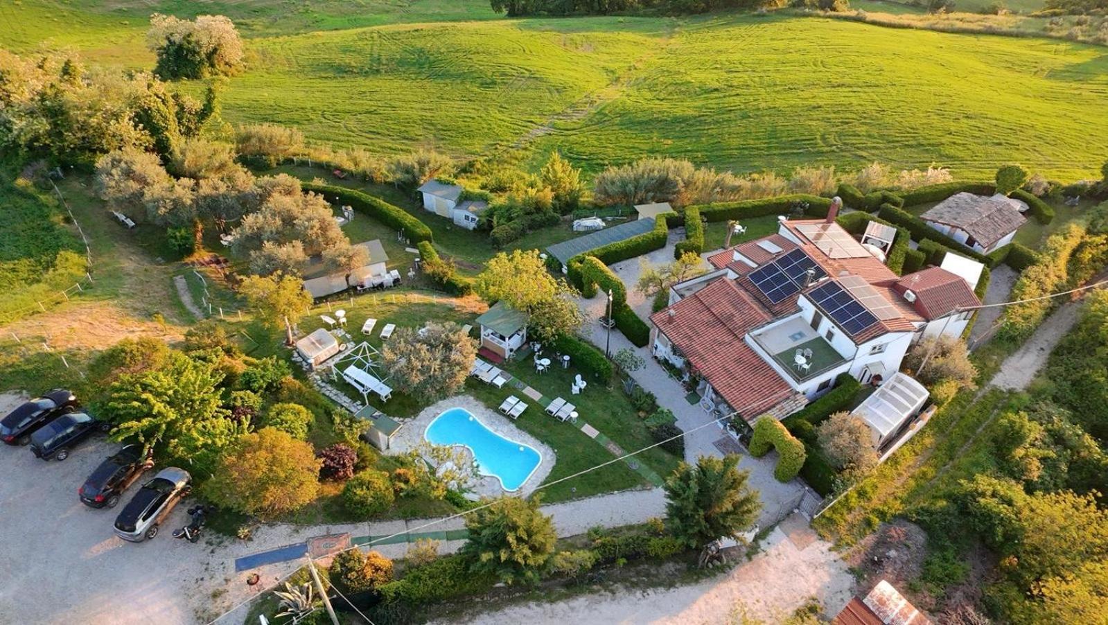 Bed & Breakfast Tamara Country &