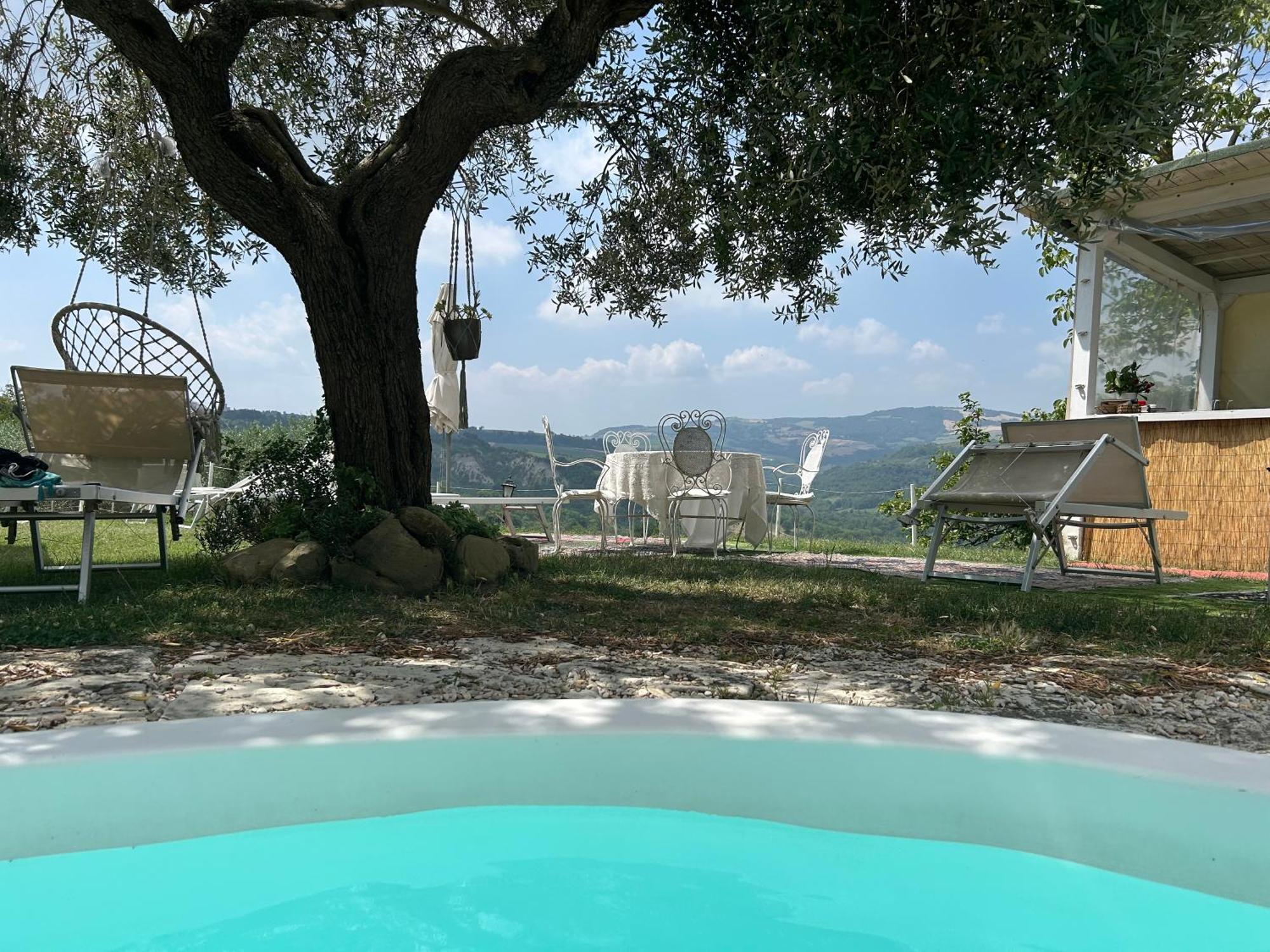 Tamara Country & 3* Montefiore Conca