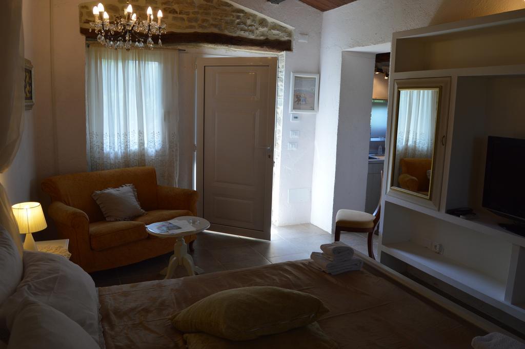 Tamara Country & 3* Montefiore Conca